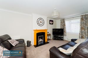 Sitting Room- click for photo gallery